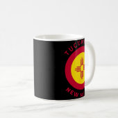 Mug Tucari New Mexico Nm Flag Zia Souvenir (Devant droit)