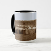 Mug Tug de guerre des années 1890 sepia Elgin IL (Devant gauche)