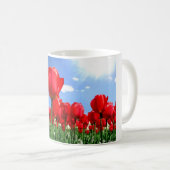 Mug Tulipes rouges au printemps (Devant droit)