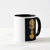 Mug Tumi ou couteau cérémonieux sous forme de (Devant droit)