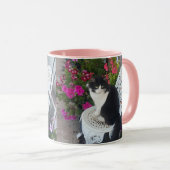 Mug Tuxedo Chat Cute Jolie Fleurs Chats Carte d'Annive (Devant droit)