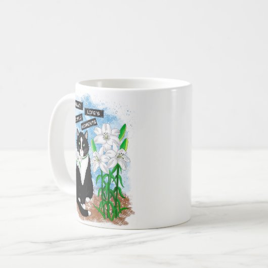 Mug Tuxedo Chat et Lilies | Devis inspirant (Devant gauche)