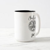 Mug Two-Tone Celtique, 15 oz (Devant droit)