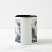 Mug Typhon Kai-Tak (Centre)