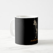 Mug Typographie de Femme Inébranlable (Devant gauche)