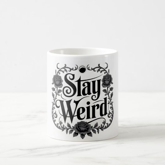 Mug Typographie gothique Graphique "Restez Bizarre" (Centre)