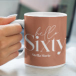Mug Typographie minimaliste moderne simple 60e anniver<br><div class="desc">Typographie minimaliste moderne simple terracotta et mug blanc 60e anniversaire. Une collection contemporaine.</div>