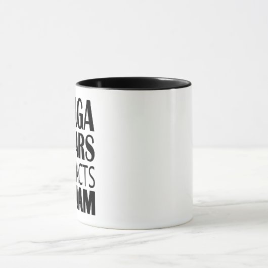 Mug Typographie noir blanc anti MAGA Larmes (Centre)