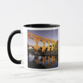 Mug UE, France, Provence, Gard, Pont du Gard. (Gauche)