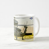 MUG UH-60M NOIR HAWK (Devant droit)