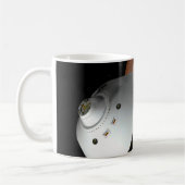 Mug Un Appareil Spatial Encaissé D'Aérocoque En Approc (Gauche)