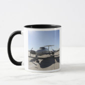 Mug Un avion UC-12F King Air (Gauche)