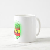 Mug Un baril de déchets toxiques verts. (Devant droit)