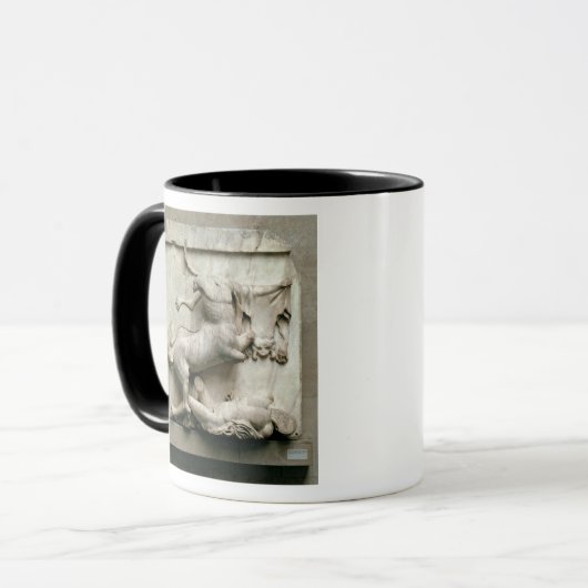 Mug Un centaure triomphant d'un Lapith (Devant gauche)