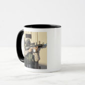 Mug Un chef d'infanterie vise son arme (Devant gauche)