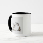 Mug Un chien regardant un chat (Devant gauche)