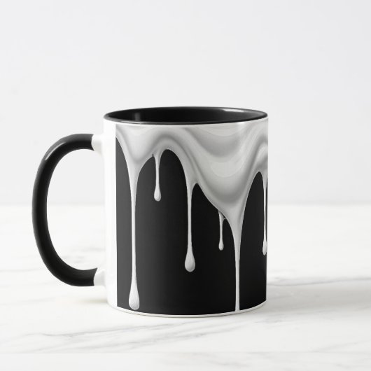 Mug Un effet liquide coulant le long d'un mug. (Gauche)