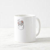 Mug un éléphant dit bonjour dans une poche (Devant droit)