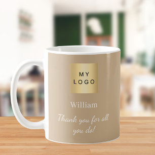 Mug Un employé du logo d'entreprise beige merci