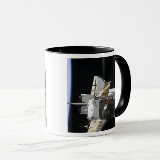 Mug Un engin spatial Soyouz ancré (Devant droit)