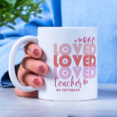 Mug Un enseignant d'amour rose moderne Nom personnalis