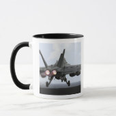Mug Un F/A-18E Super Hornet lance (Gauche)