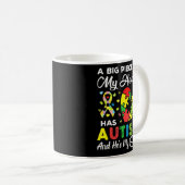Mug Un Gros Morceau De Mon Coeur A L'Autisme Et C'Est  (Devant droit)