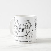 Mug Un homme essaie de raffermir Barmaid (Devant gauche)