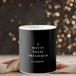 Mug "Un joyeux petit Noël noir et blanc<br><div class="desc">"Profitez de vos boissons de vacances préférées avec une touche d'élégance en utilisant cette Mug minimaliste noir et blanc de Noël A Merry Little. Conçu dans une esthétique épurée, noire et blanche, ce mug conviendra parfaitement aux amateurs de décoration de vacances sobre. Idéal comme cadeau ou ajout saisonnier à votre...</div>