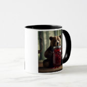 Mug Un ourson assis devant un pot de confiture. (Devant droit)