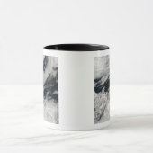 Mug Un panache gris pâle souffle du sommet (Centre)