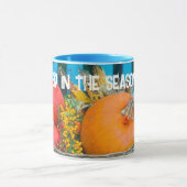 Mug Un panier de vacances avec citrouilles (Centre)