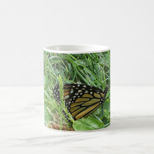Mug Un papillon monarque