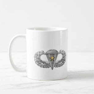 Mug Un parachutiste de base aéroporté de l'armée de