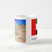 Mug Un paysage accidenté et aride (Centre)