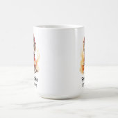 Mug Un pompier mignon en costume de chien en formation (Centre)