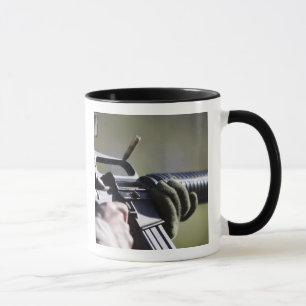 Mug Un rond vole de la chambre d'un M-16A2