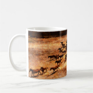 Mug Un troupeau de chevaux sauvages en course. OEuvre 