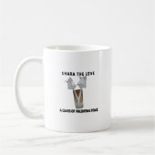 Mug Un verre de paix de la Saint-Valentin. (Gauche)
