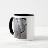 Mug Un voleur F-22 de l'armée de l'air américaine est  (Devant gauche)
