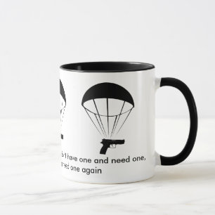 Mug Une arme à feu est comme un parachute ! Grande