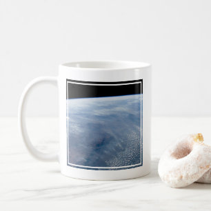 Mug Une Bombe De Fumée Sur L'Afrique Tropicale Du Sud.