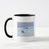 Mug Une chasse d'ours blanc dans la nuit éclairée par (Gauche)