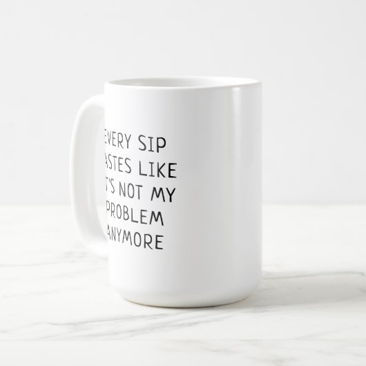 Mug Une collègue de travail à la retraite heureuse et (Devant gauche)