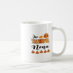 Mug Une dinde de Thanksgiving reconnaissante de Nona