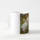 Mug Une femme ramasse des fleurs dans le vent (Devant gauche)