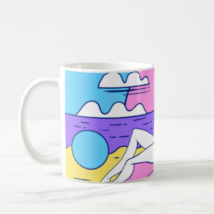 Mug une fille bronzette sur la plage avec un cocktail
