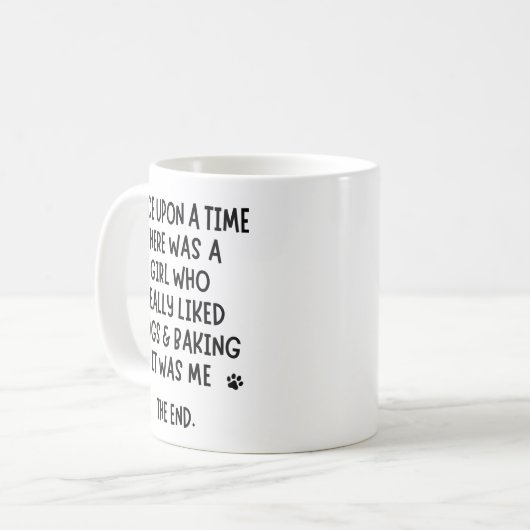 Mug Une fille qui aimait vraiment les chiens et la cui (Devant gauche)