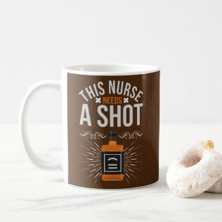 Mug Une Infirmière Enregistrée Amusante A Besoin D'Une