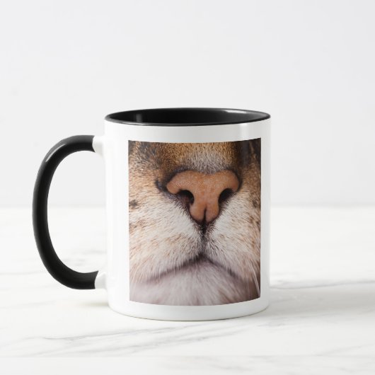 Mug Une macro image du nez et de la bouche d'un chat (Gauche)